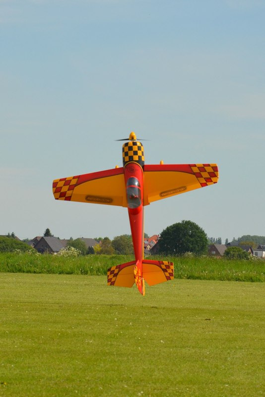 44_Yak55